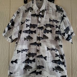 Columbia fish print shortsleeve shirt mens sz.M